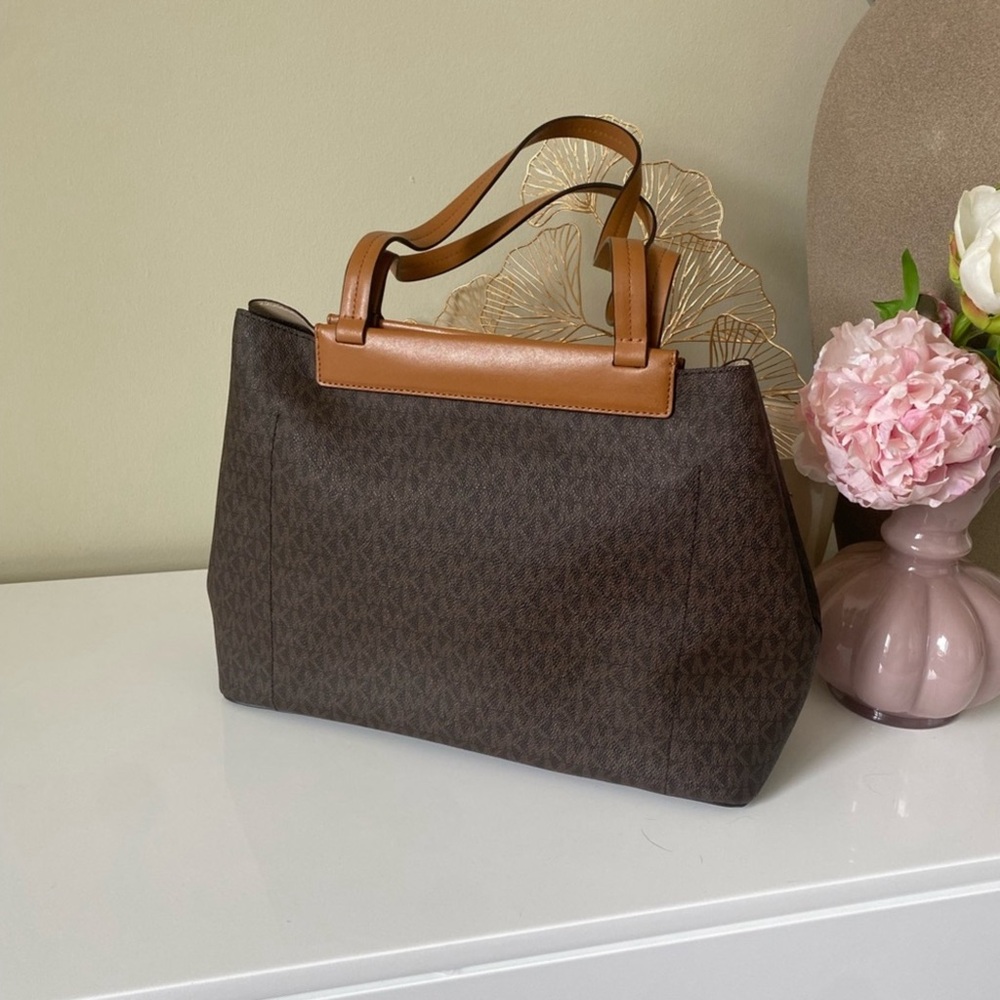 Michael Kors Meredith - Picture 3 of 9
